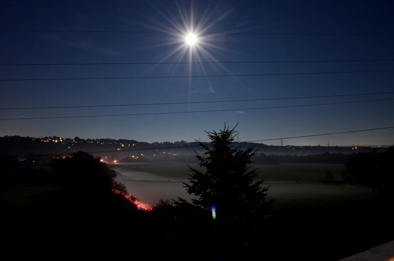 Mond und Nebel