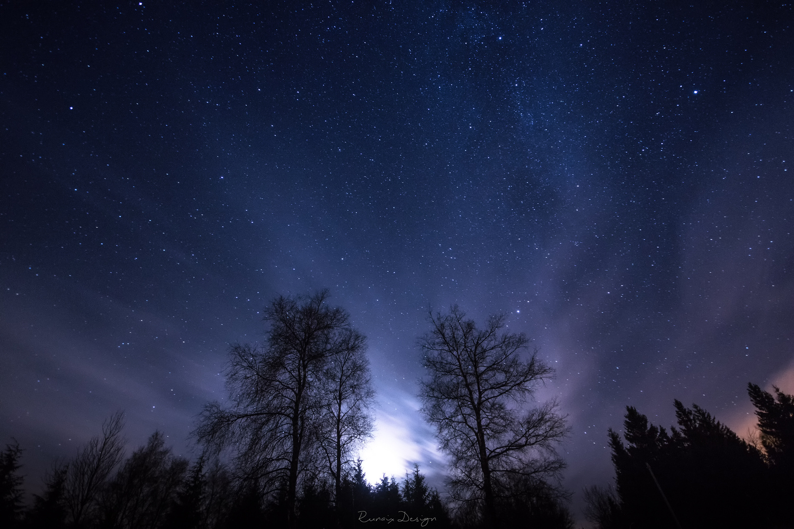 Mond und Sterne