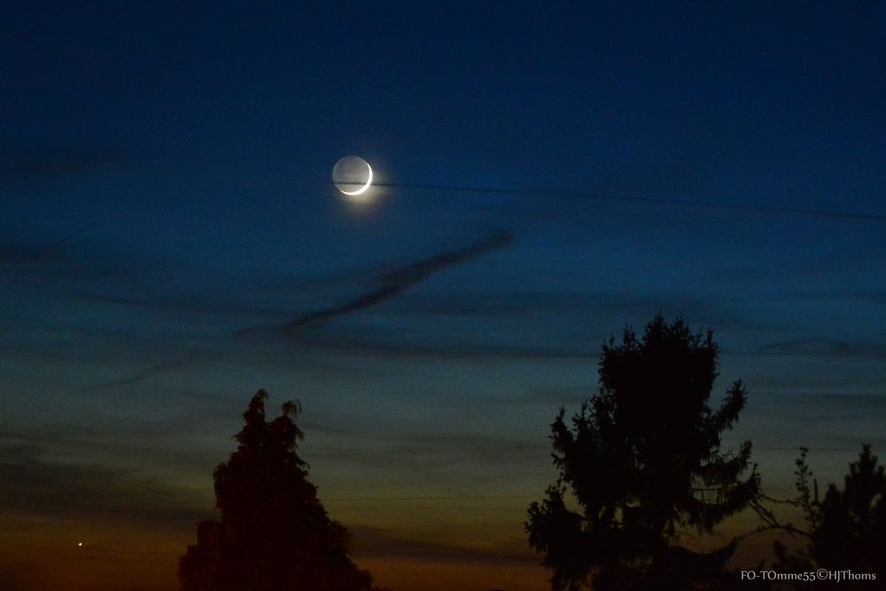 Mond und Venus