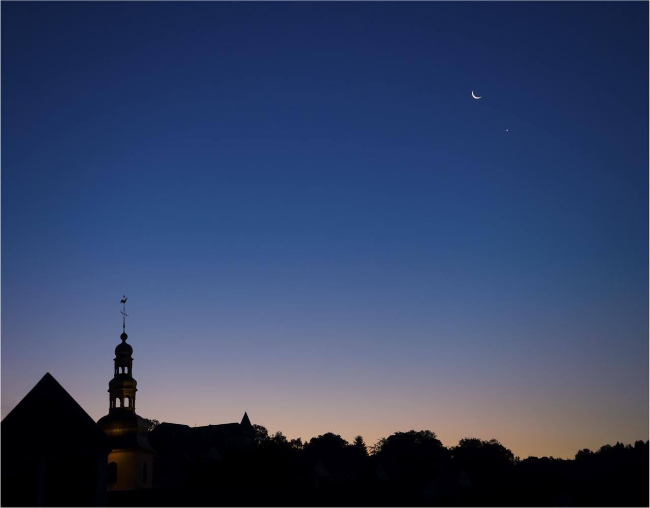 Mond und Venus