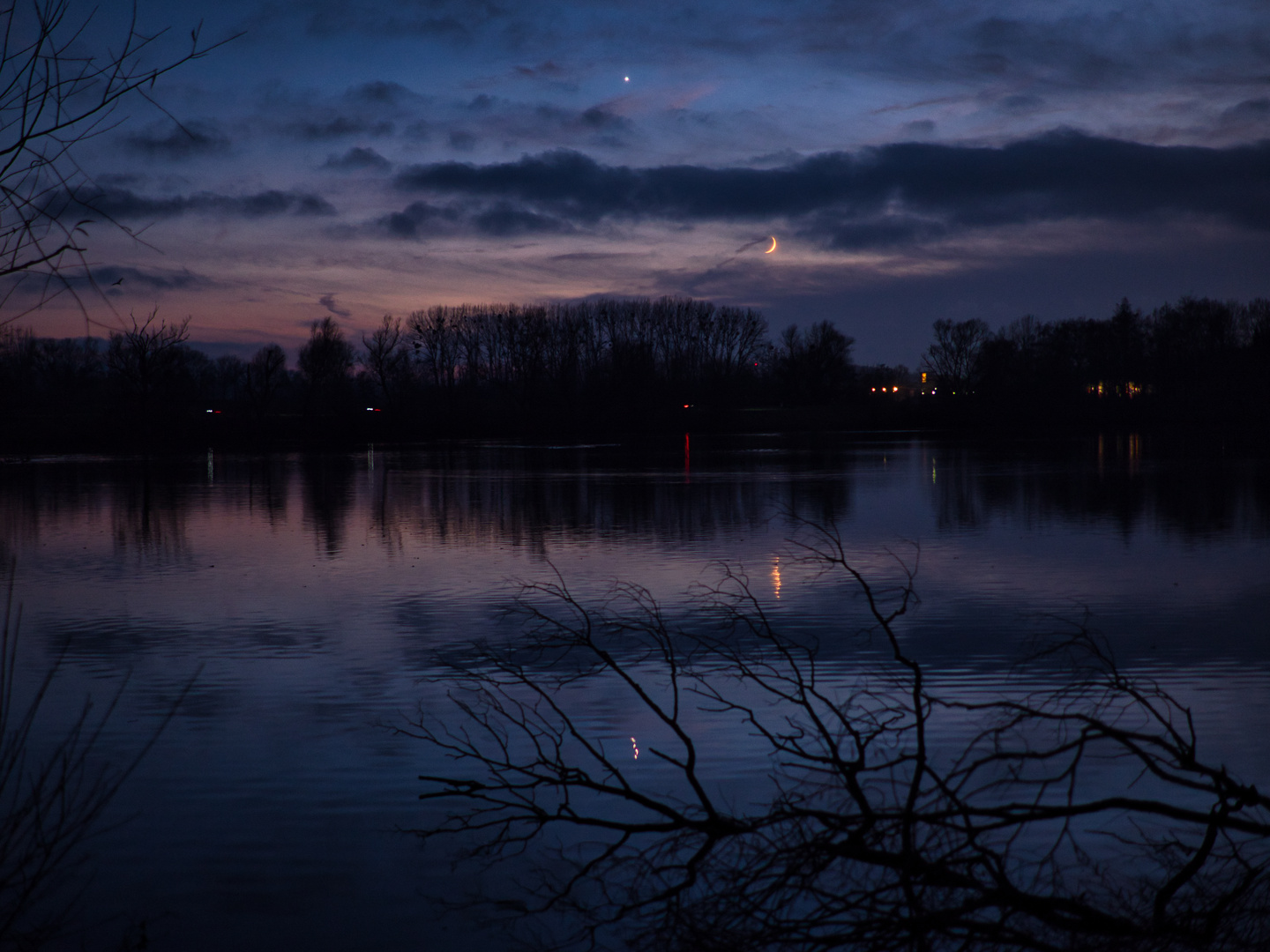 Mond und Venus ...