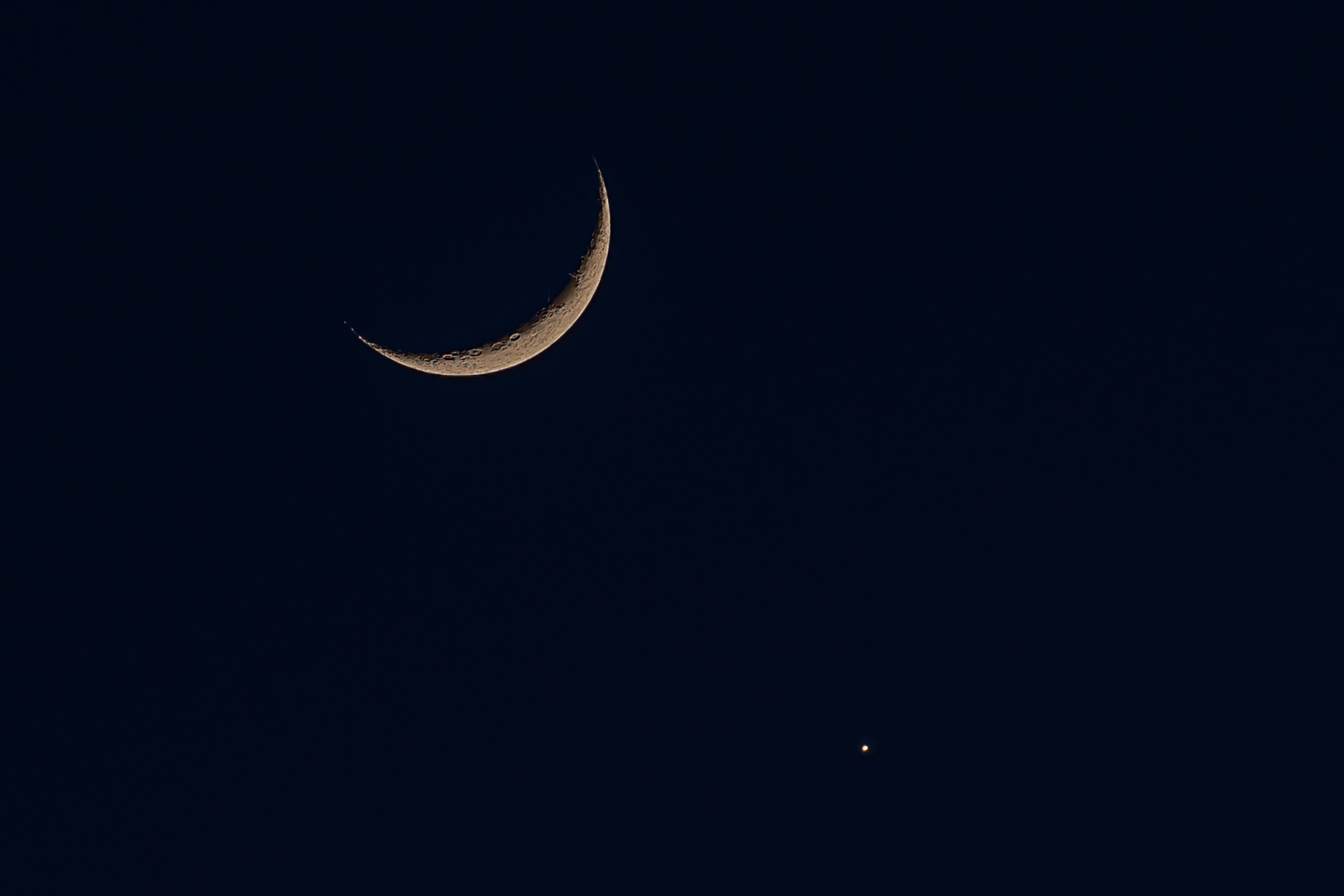 Mond und Venus 