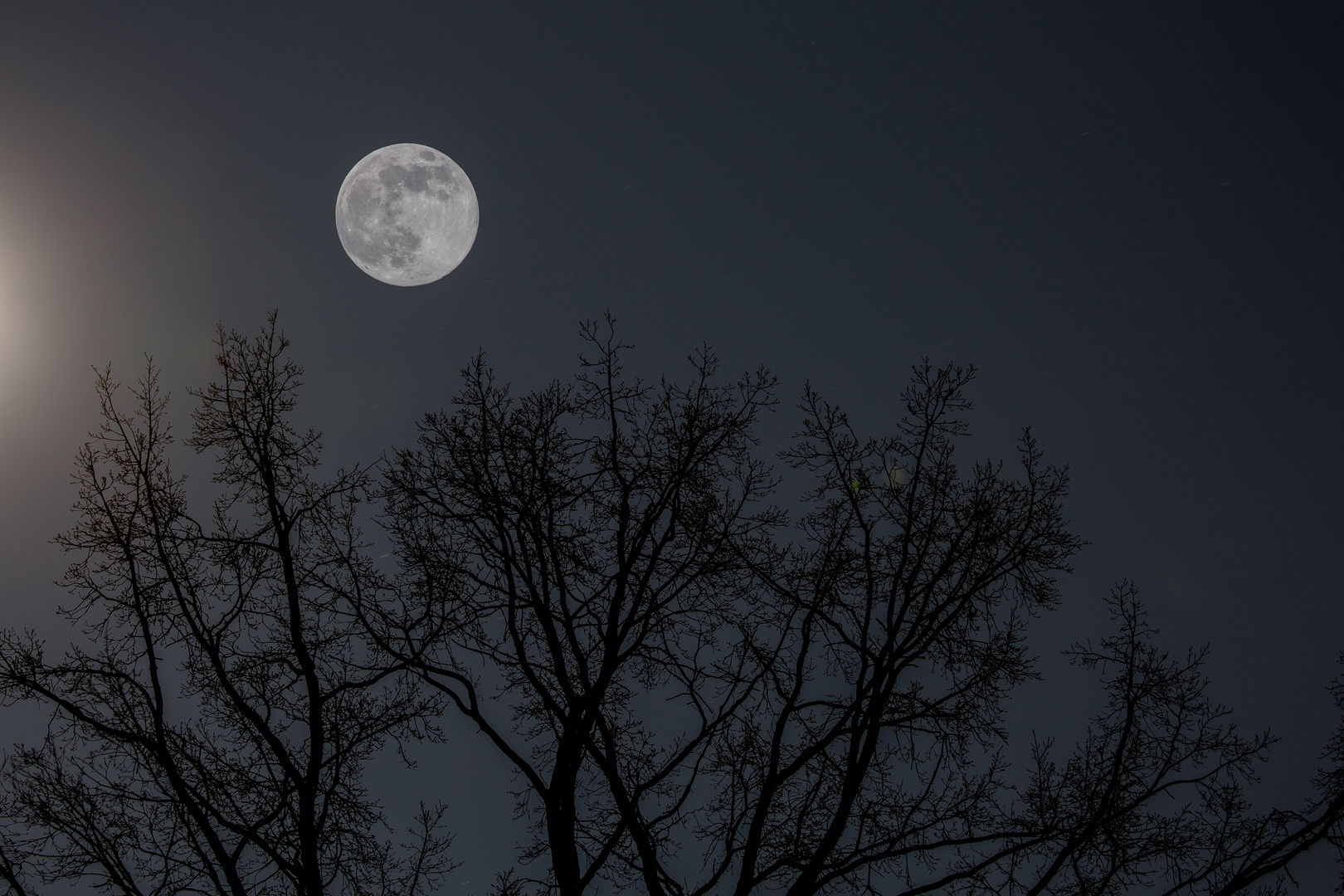 Mond vom Balkon