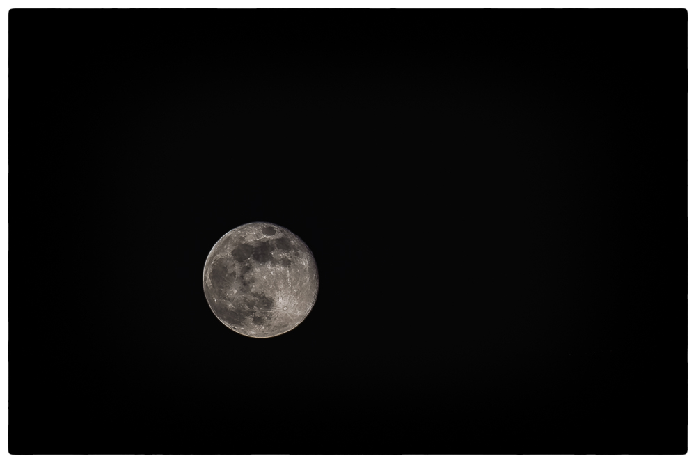 Mond von gestern Abend, 200mm