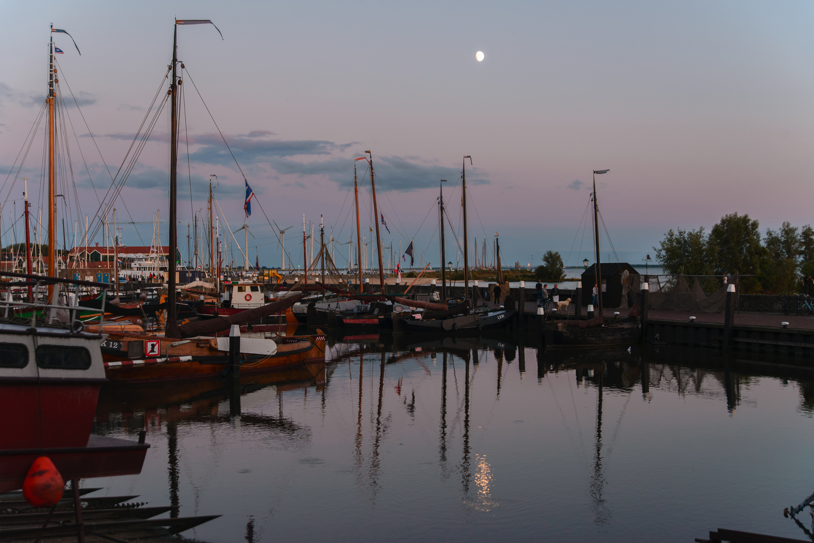 [ Mond & Yachthafen Urk, Ijsselmeer ]