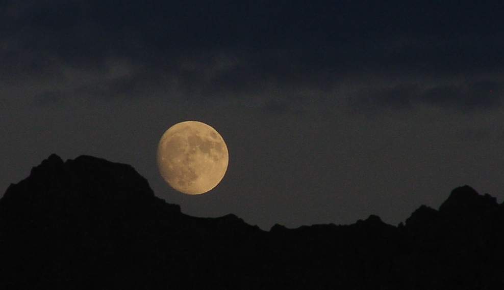 Mond_6 von Bernd Schlenkrich