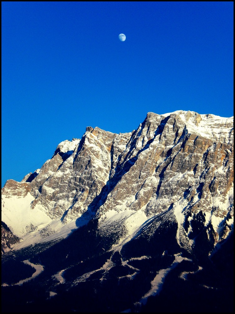 Mondaufgang an der Zugspitze