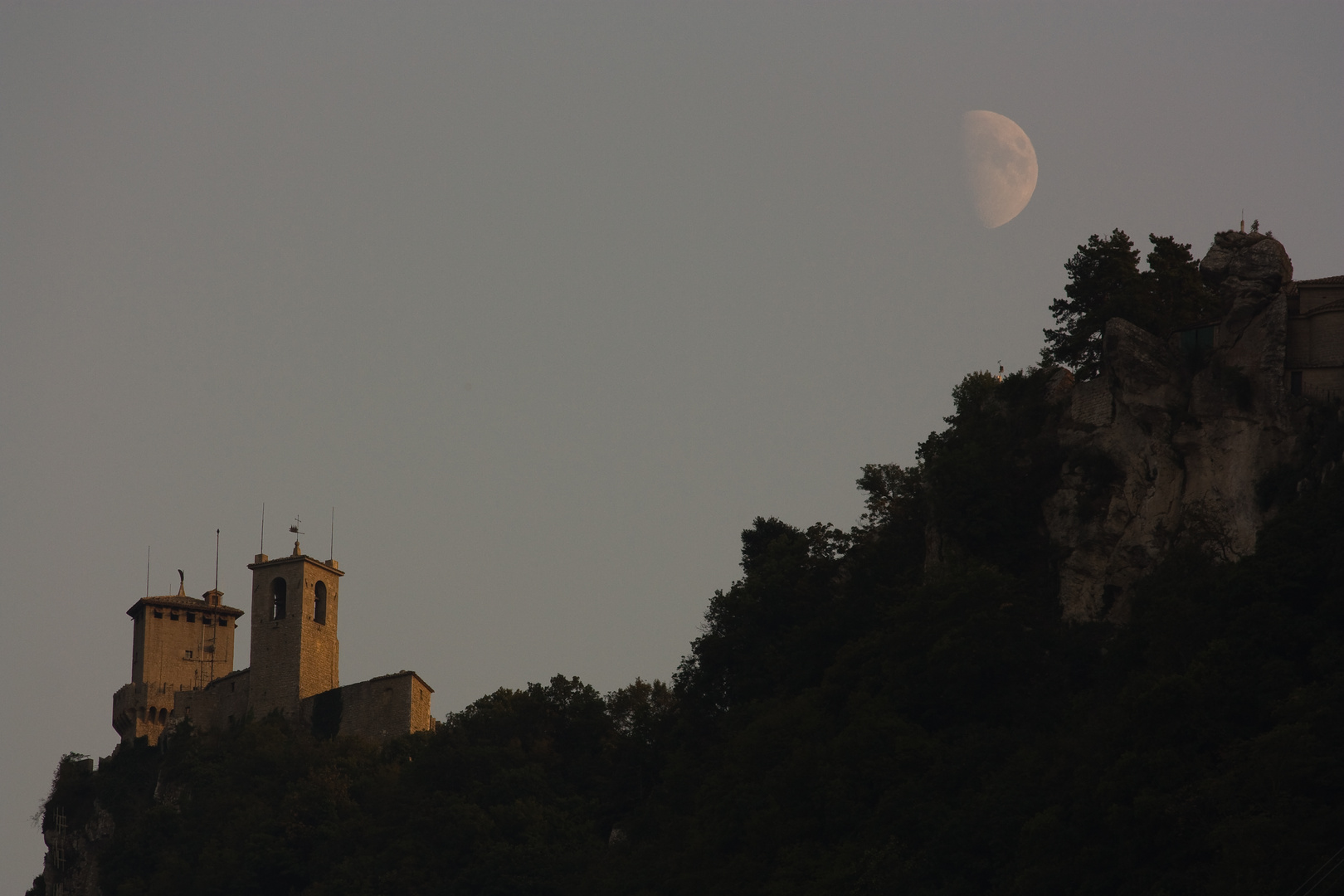 Mondaufgang in San Marino