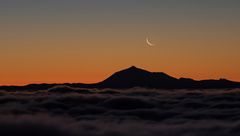 Mondaufgang über dem Teide