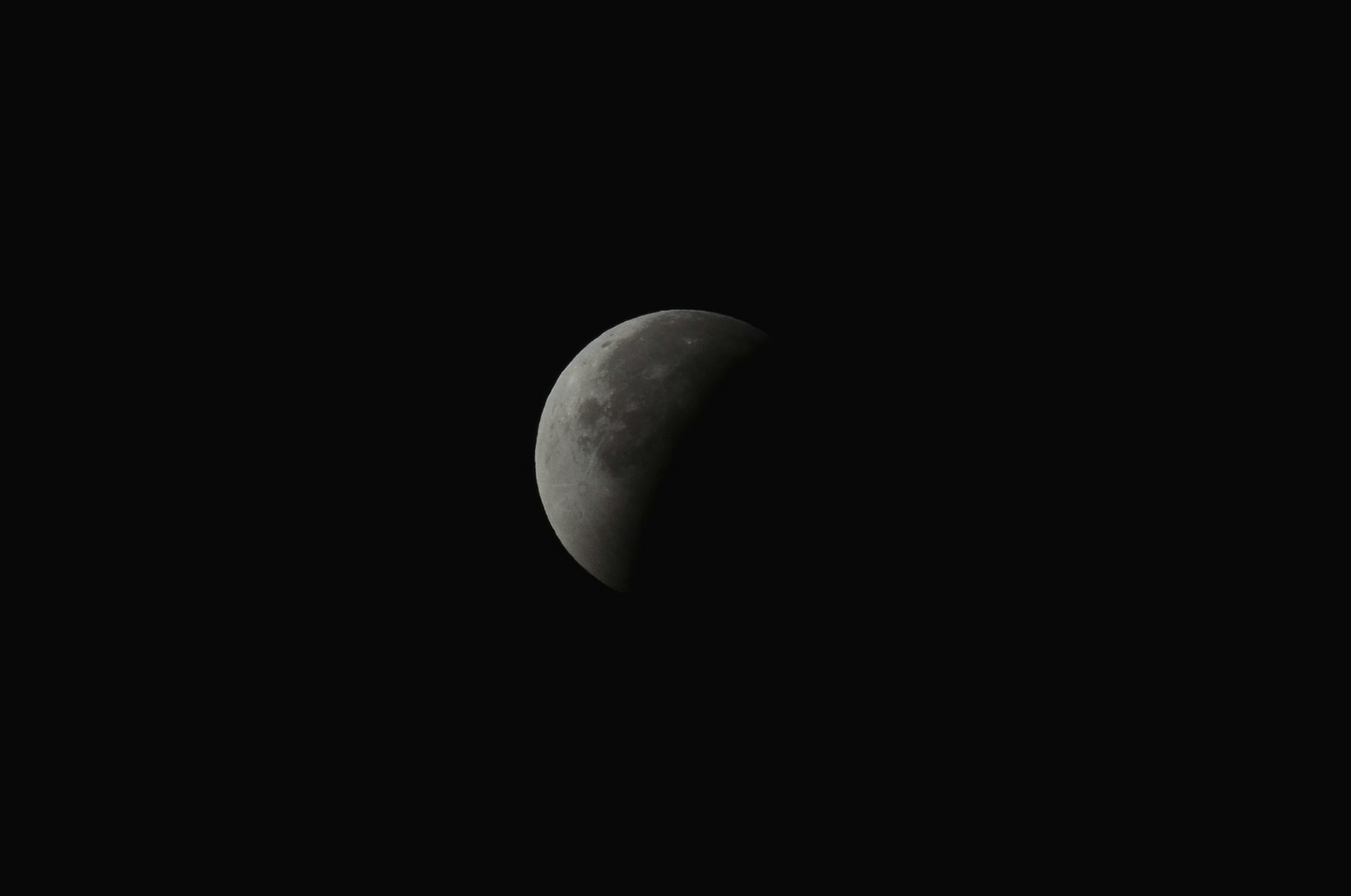 Mondfinsternis 28.09.2015 in 8 Fotos: / 7) 6.00 Uhr