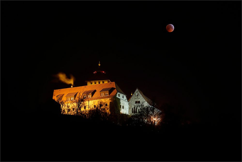 Mondfinsternis über der Wachsenburg
