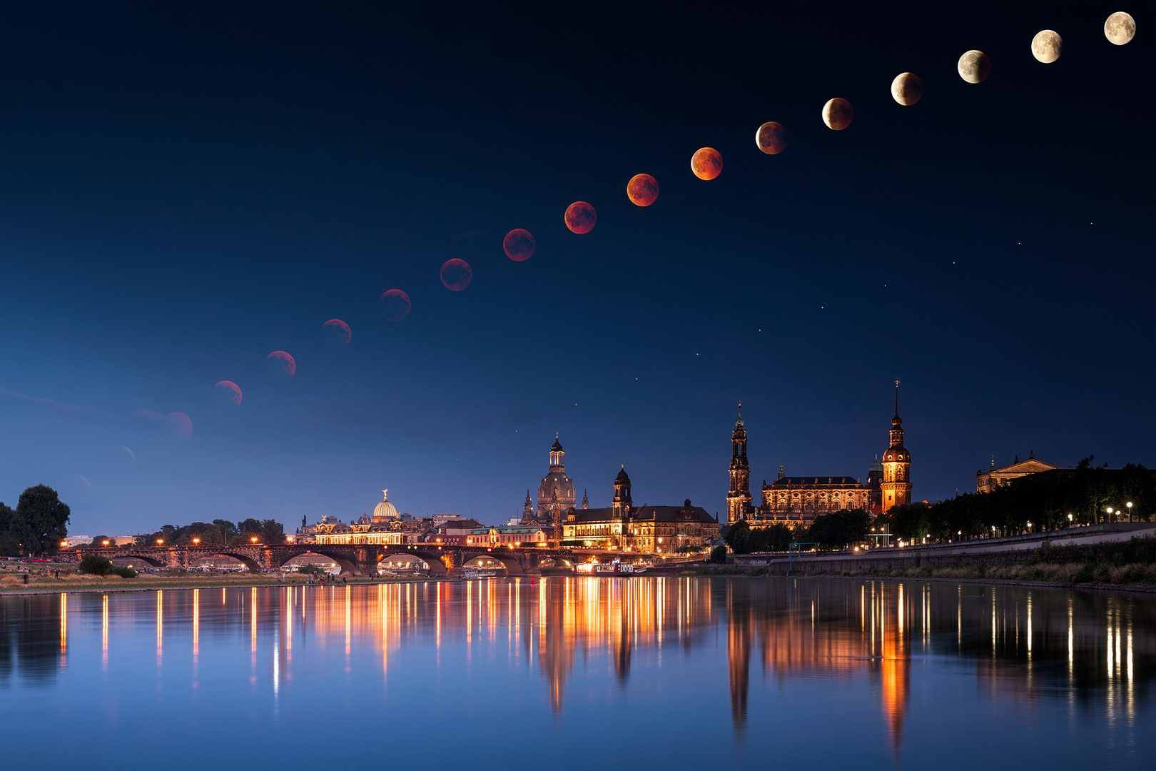 Mondfinsternis über Dresden