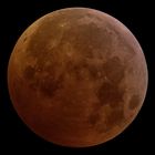 Mondfinsternis zur Totalität