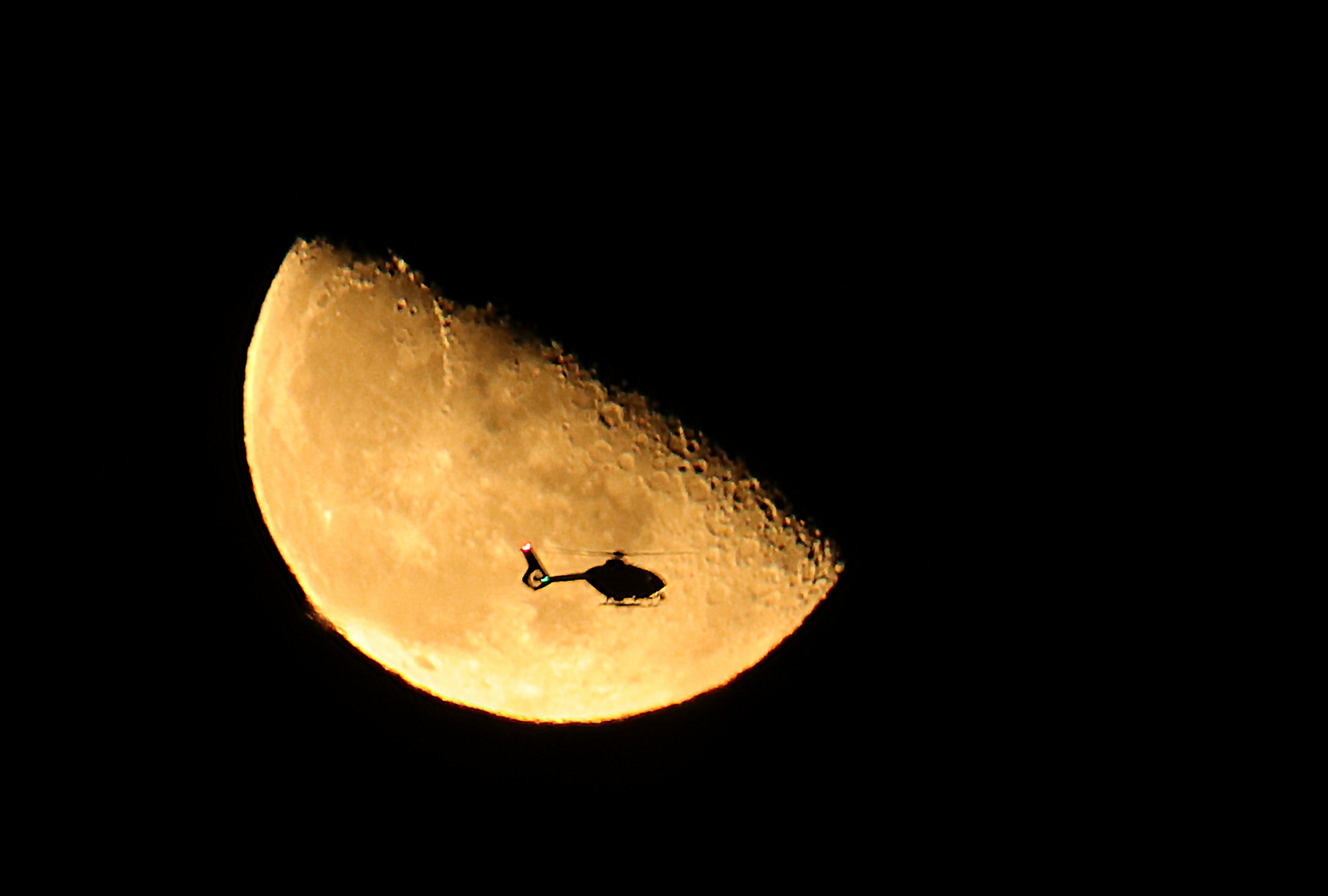 -Mond+Helikopter 2