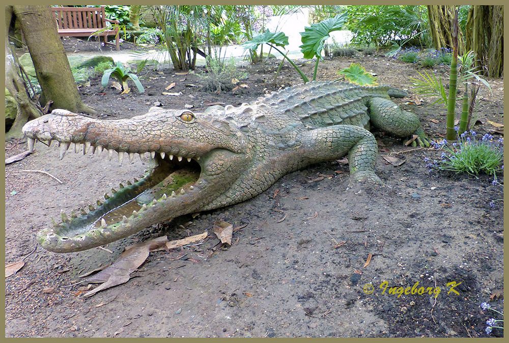 Mondo-Verde - Krokodil im Park - fast wie echt