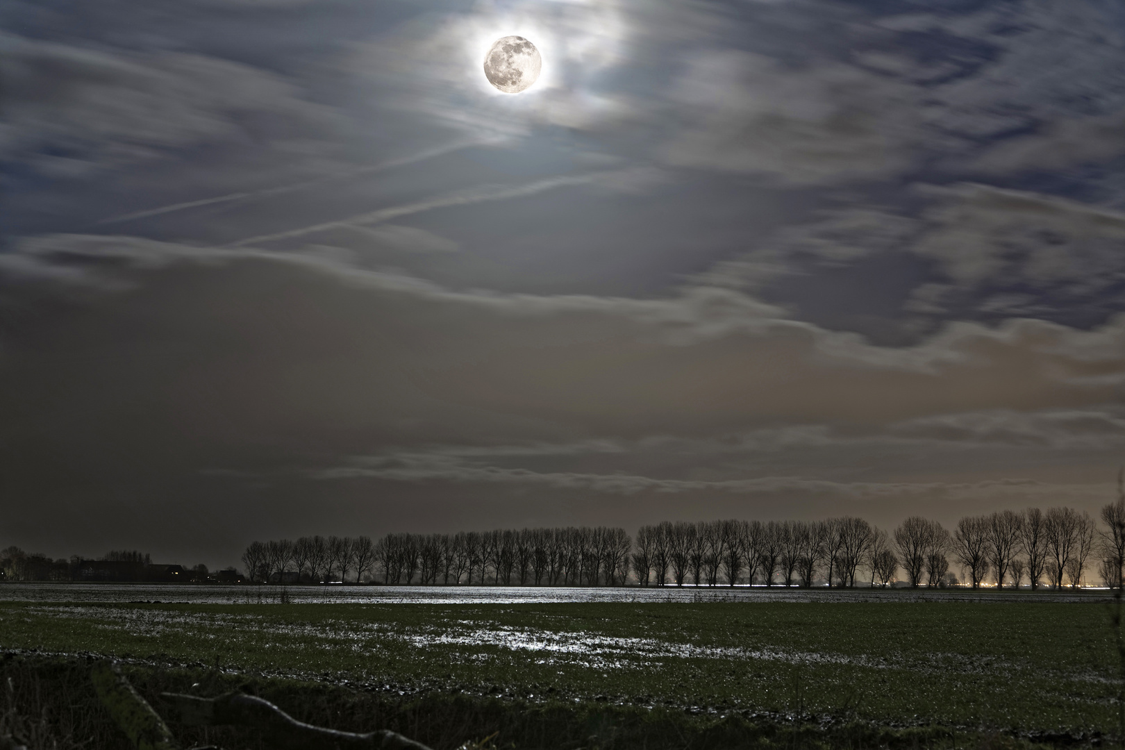 Mondschein über Ostfriesland