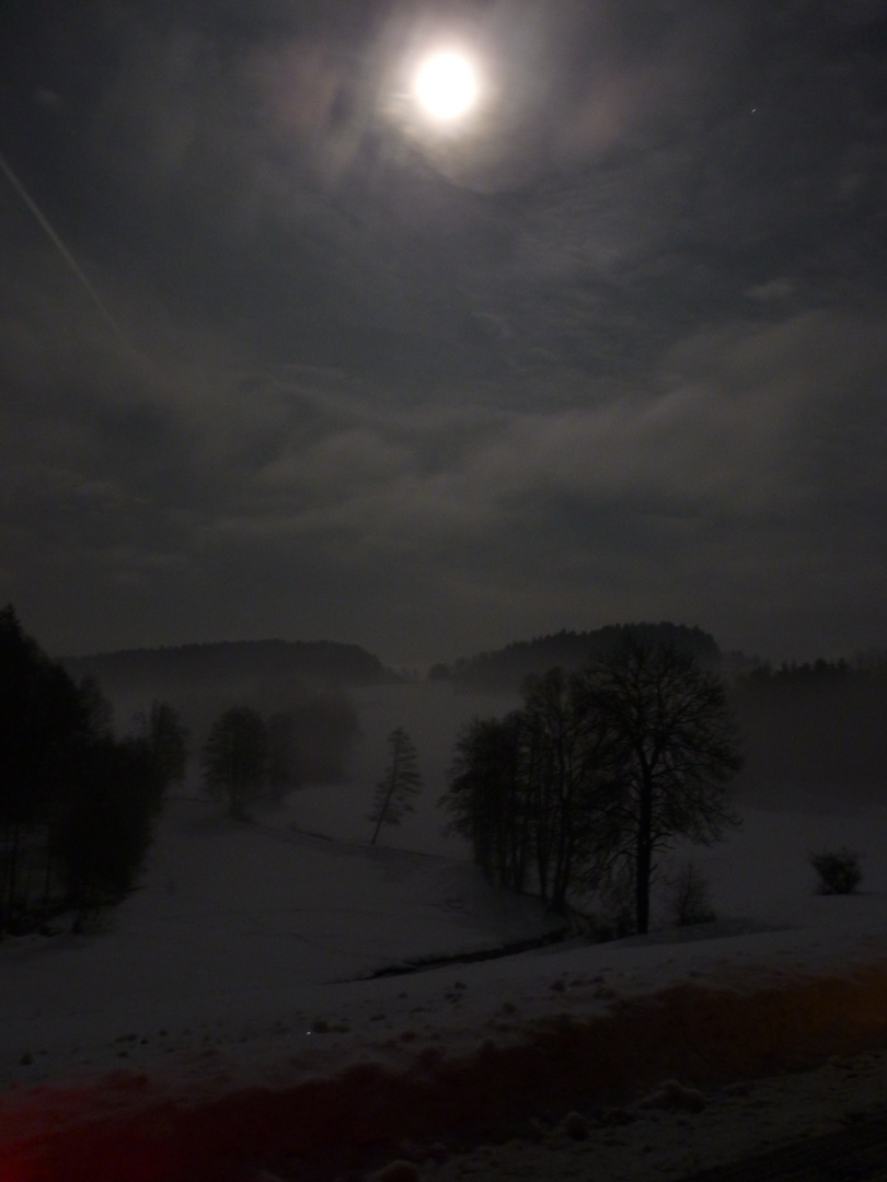 Mondschein vor dem Heiligabend