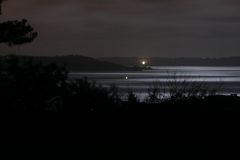 Mondschimmer über der Brester Bucht...