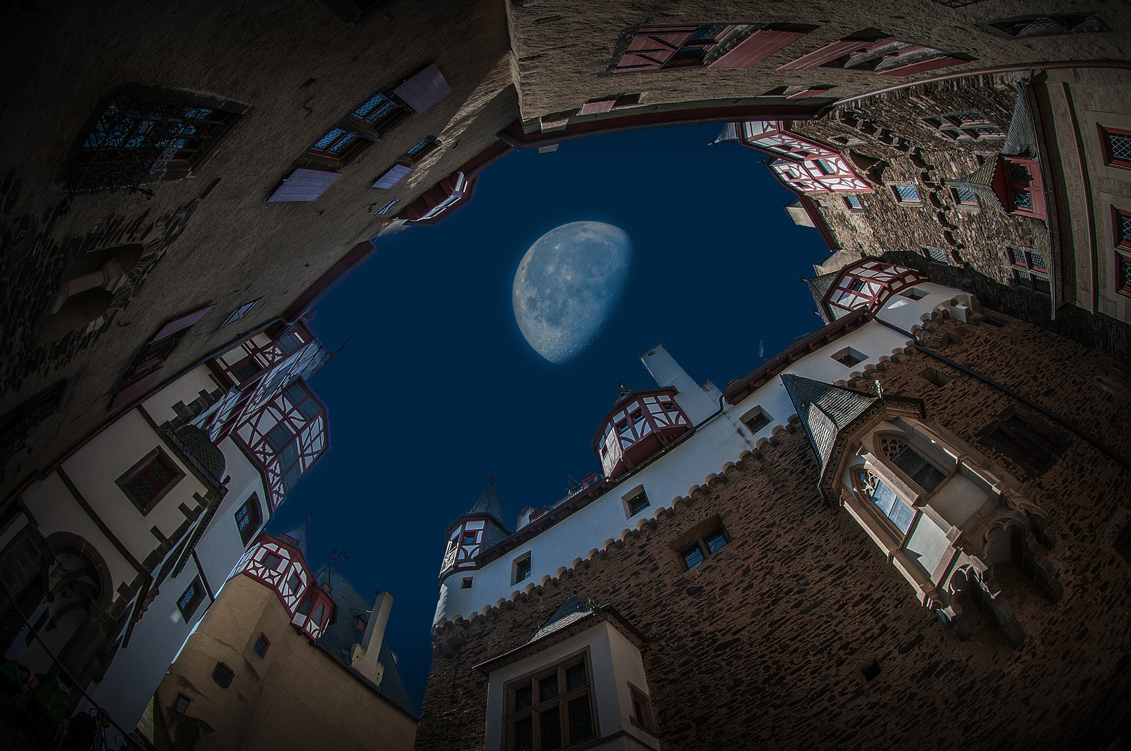 Mondtag Foto & Bild architektur, schlösser & burgen, fotomontage