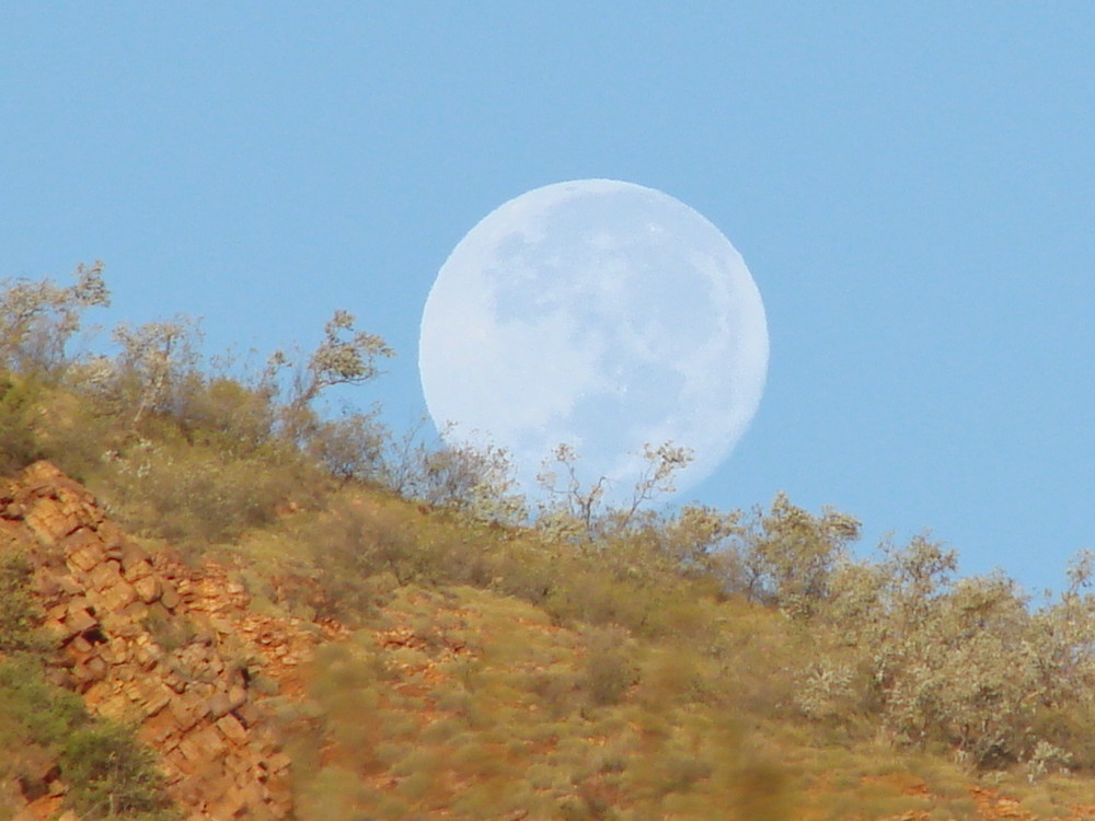 Monduntergang am Glen Helen Gorge - Australien