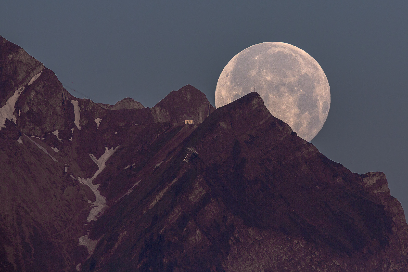 Monduntergang am Tommlishorn (Pilatus)