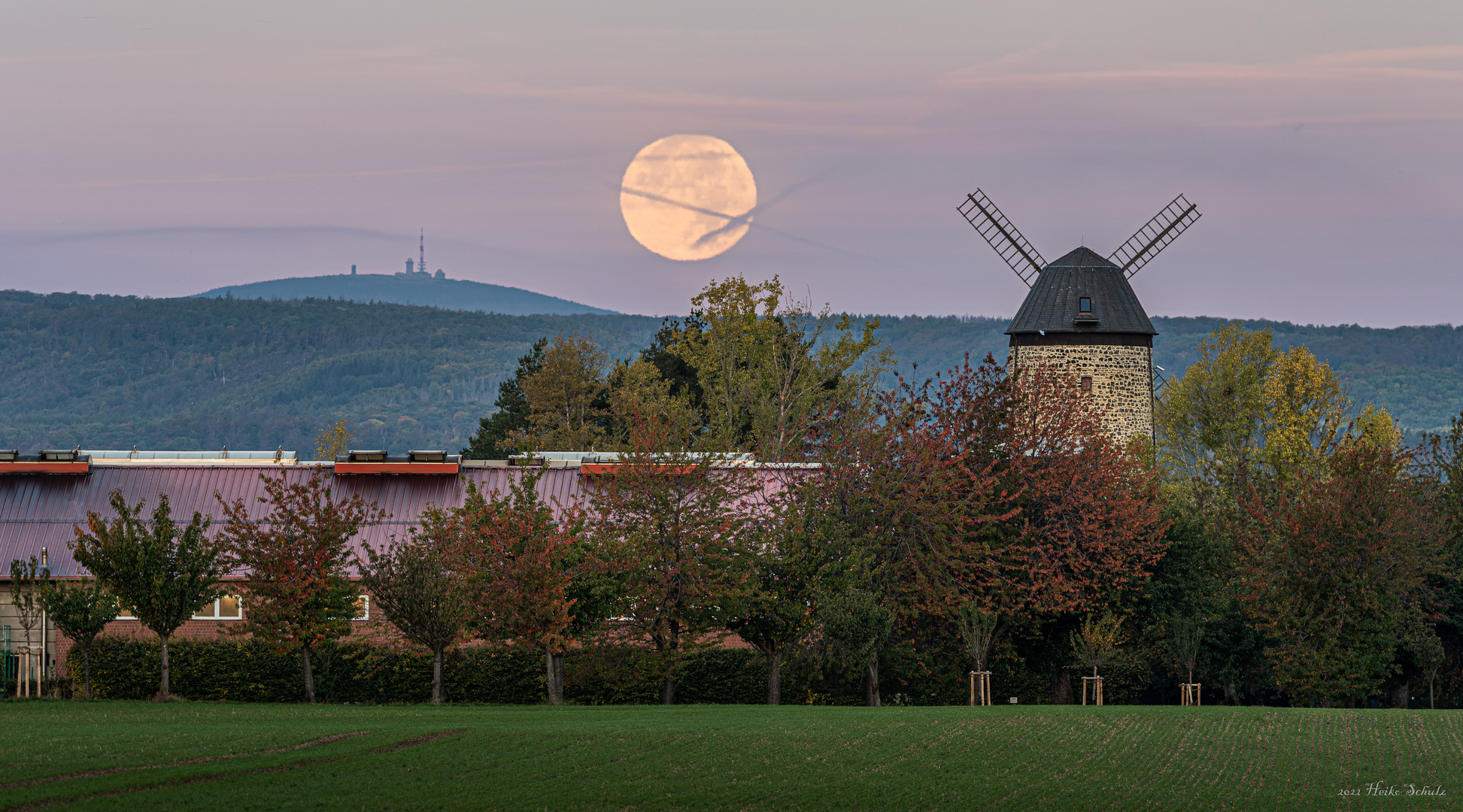 Monduntergang an der Warnstedter Mühle