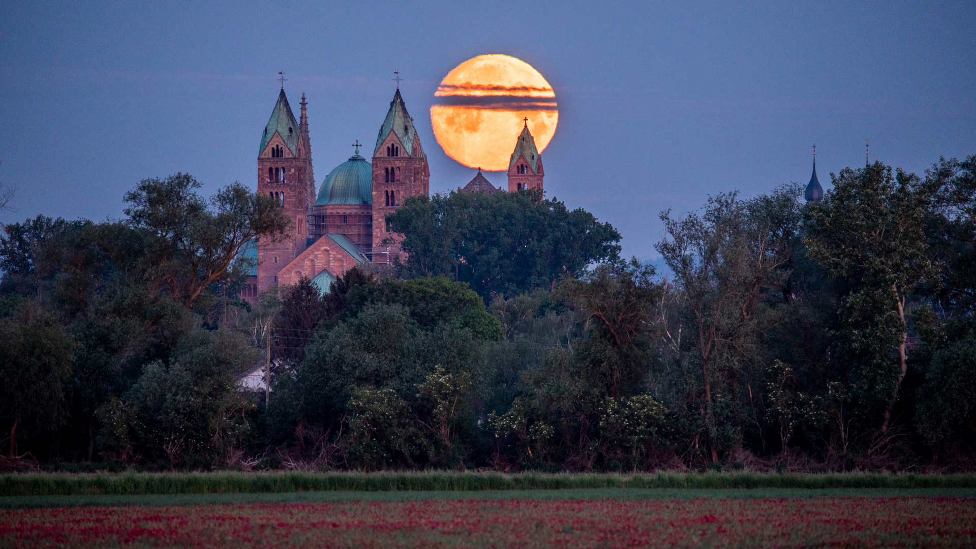 Monduntergang in Speyer...