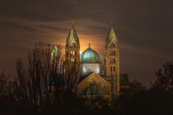 Monduntergang_Kaiserdom_Speyer