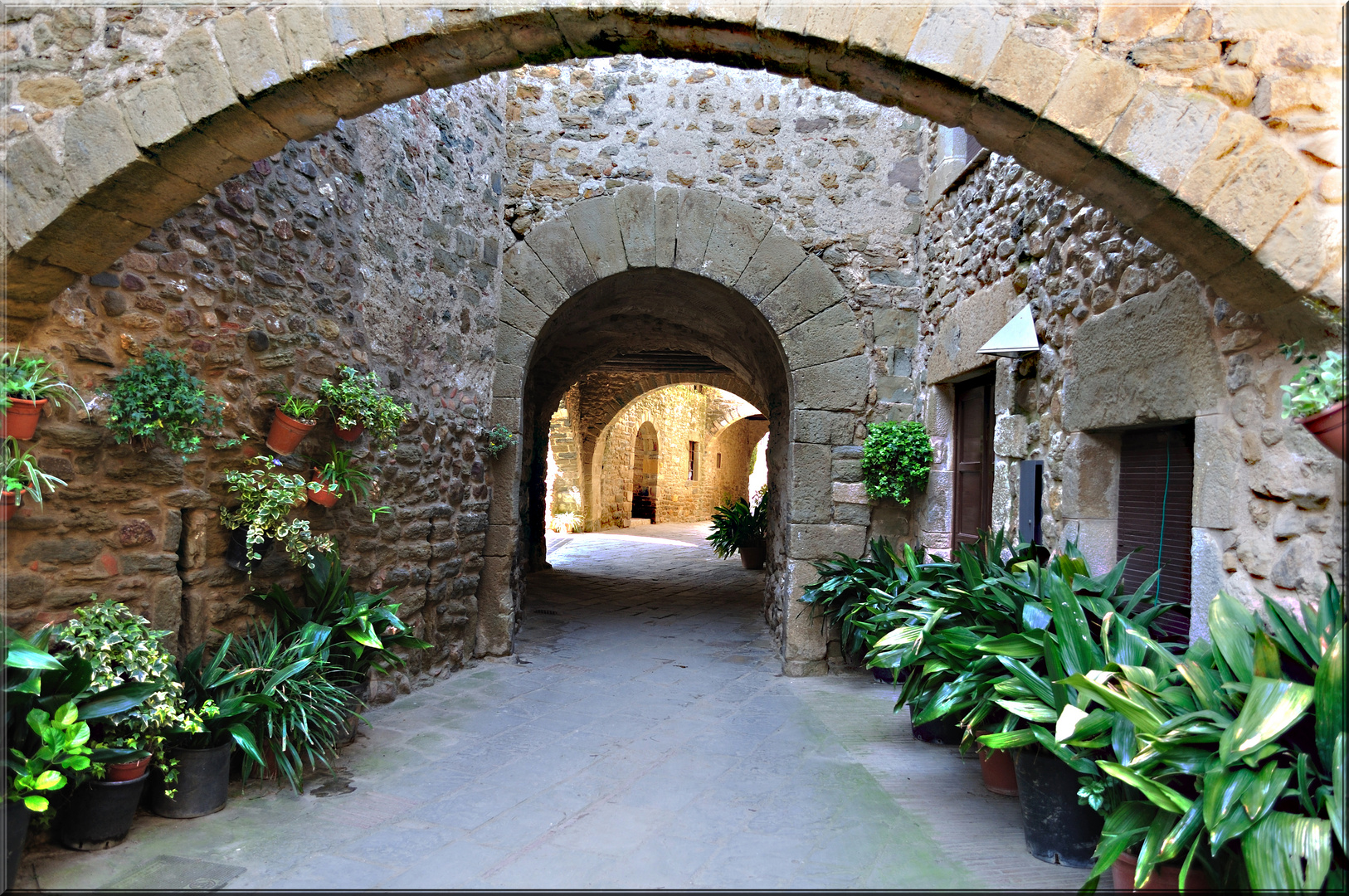 Monells (girona)