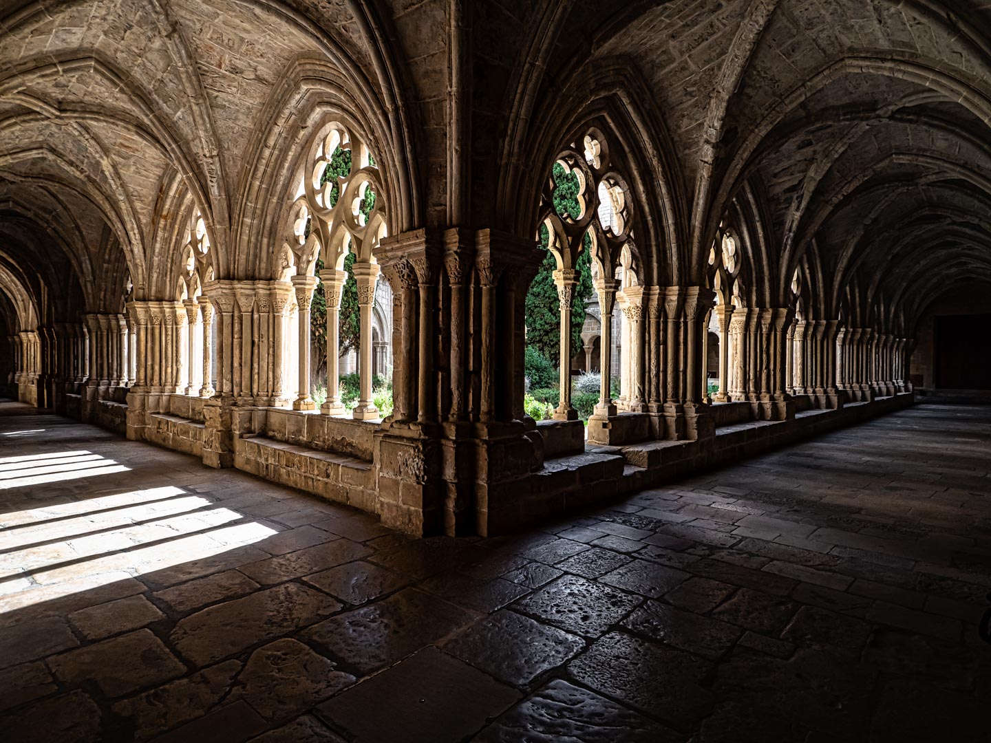  Monestir de Poblet Cloister