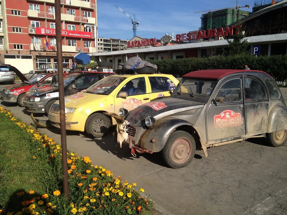 Mongol Rally 2014 - Der Weg ist der Sieg