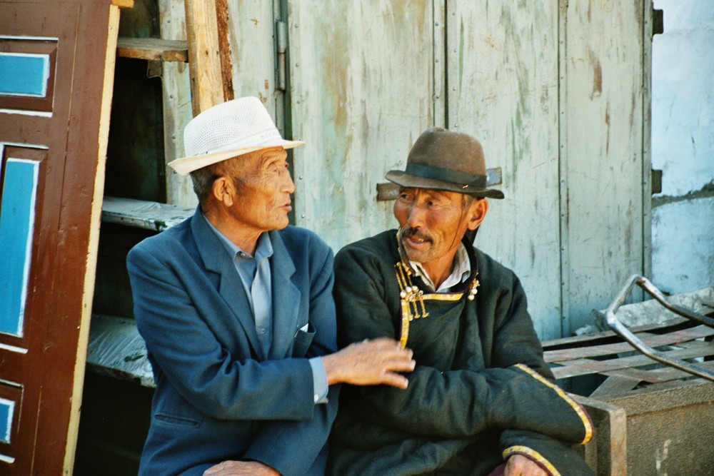 Mongolei - Morgengespräch auf dem Markt