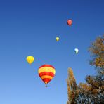 MONGOLFIERE IN VOLO