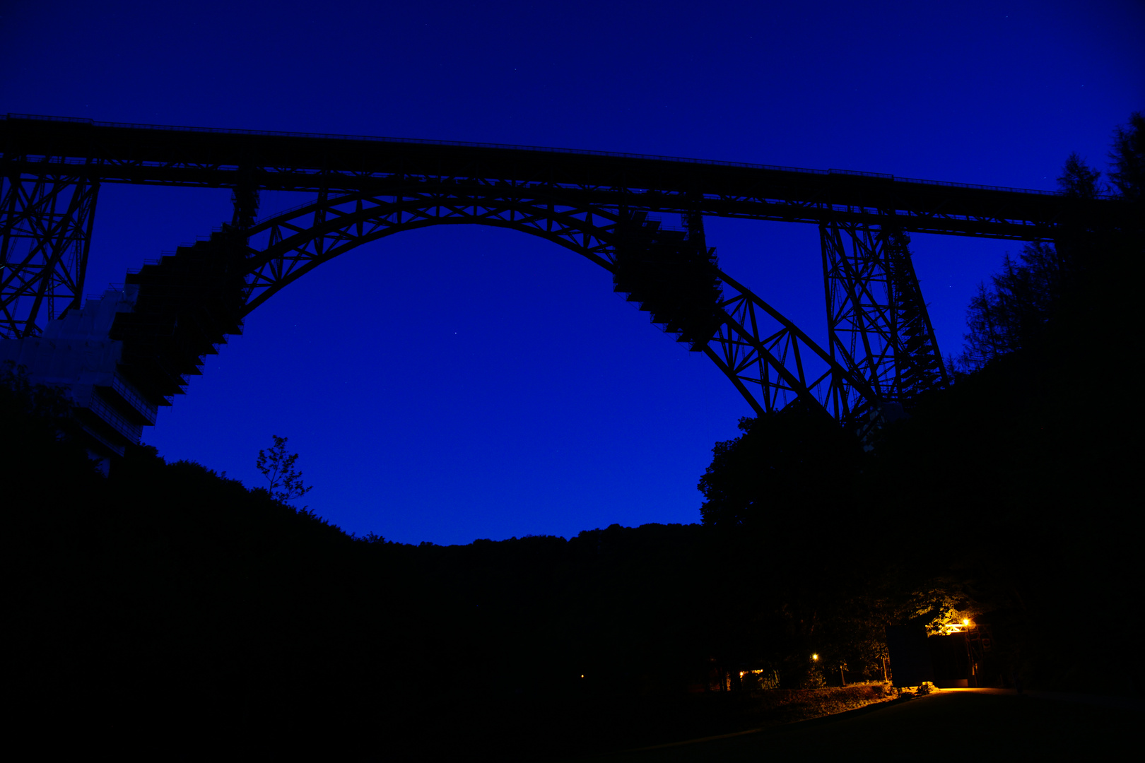 Mongstener Brücke zur Blauen Stunde