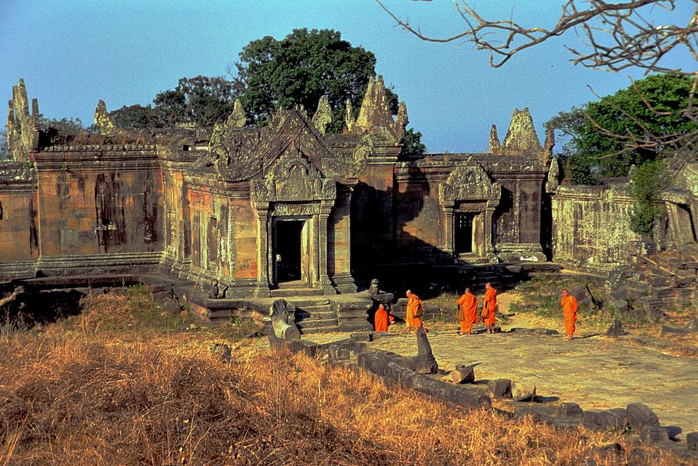 Monks entering the Gopura colplex at Preah Vihear