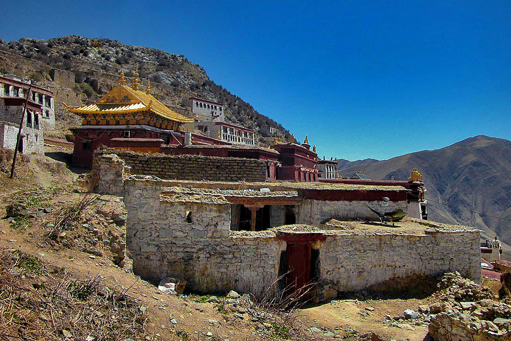 Monks housing in Ganden still under construction