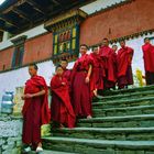 Monks in front the Rinpung Dzong in Paro/Bhutan