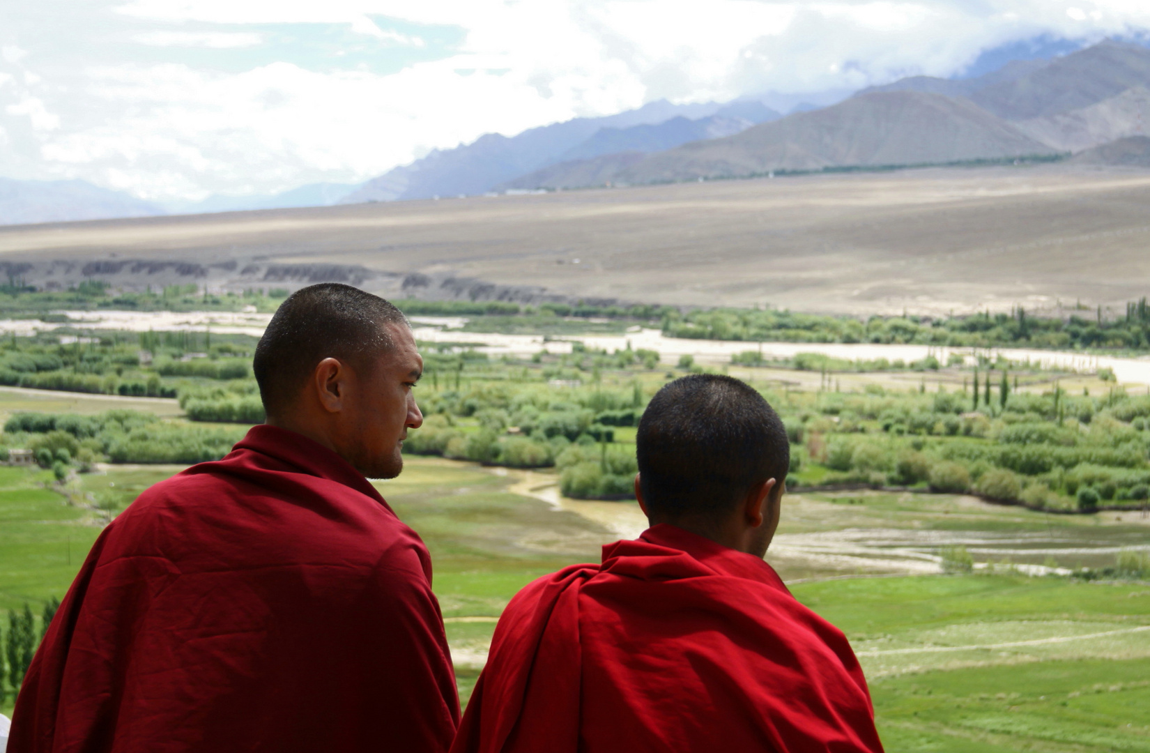 Monks watching the upper Indus valley