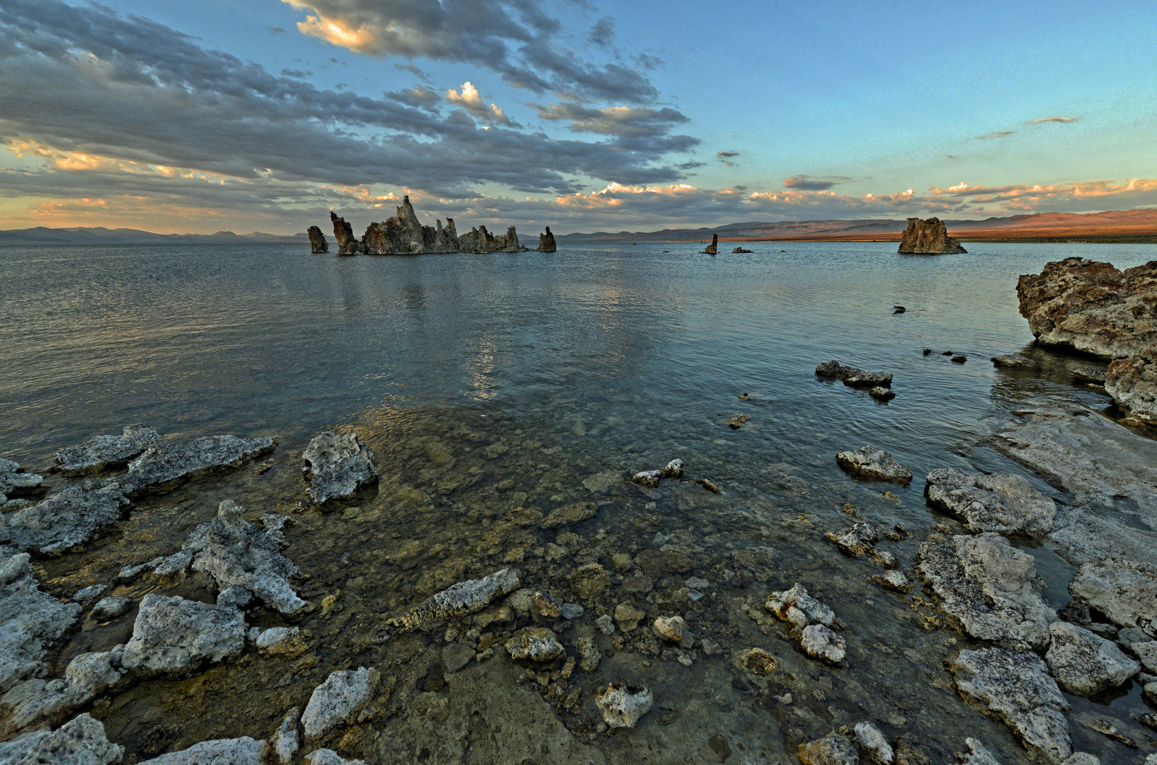 Mono - Lake