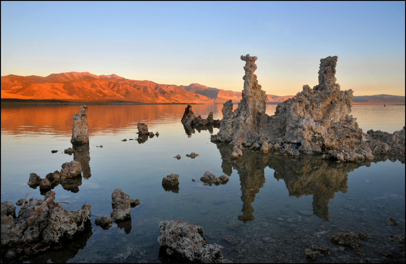 Mono Lake bei Sonnenaufgang