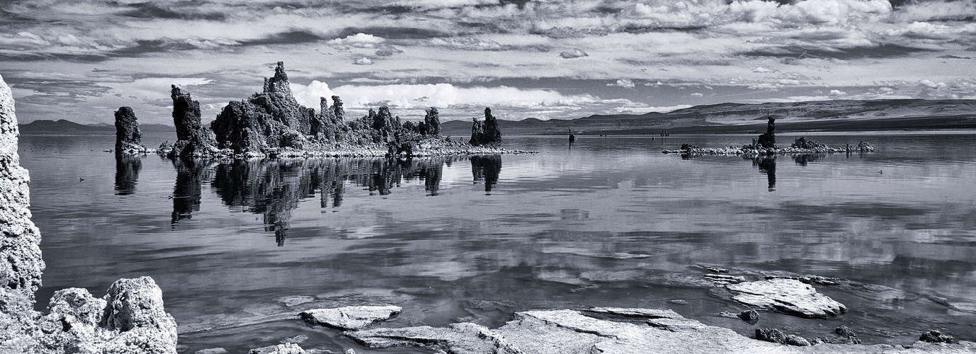 monochrom - der Mono Lake