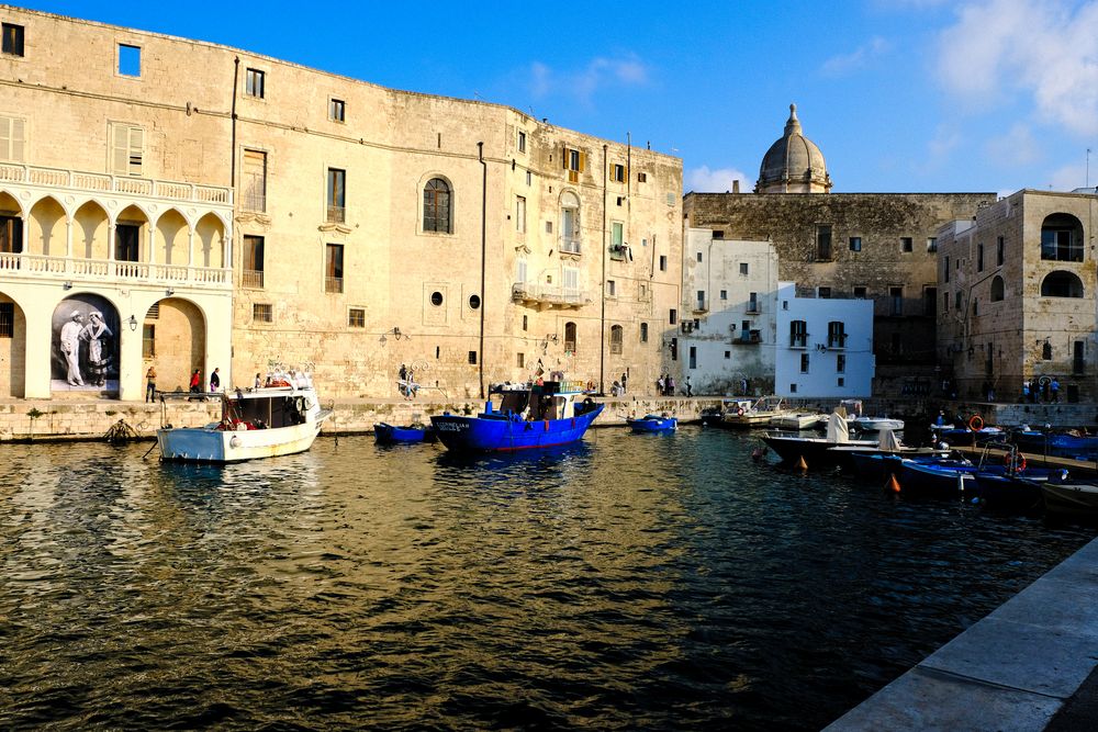 monopoli Foto & Bild | europe, italy, vatican city, s marino, italy ...