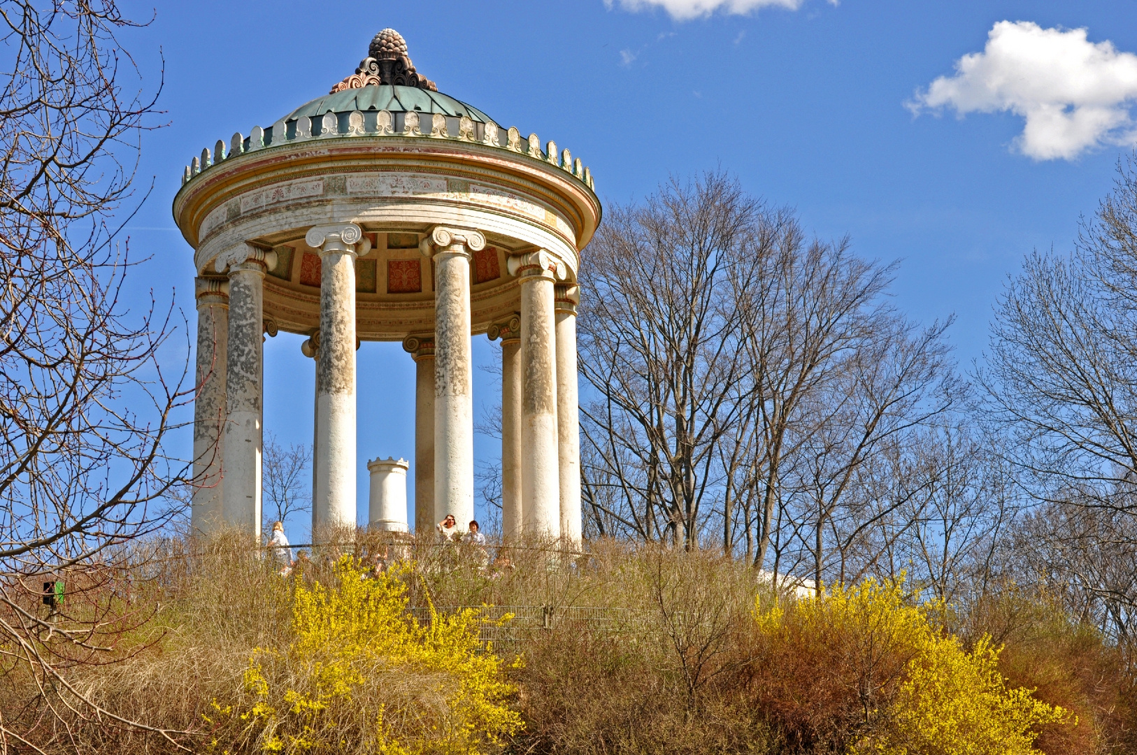Monopteros im Englischen Garten Foto & Bild architektur, profanbauten