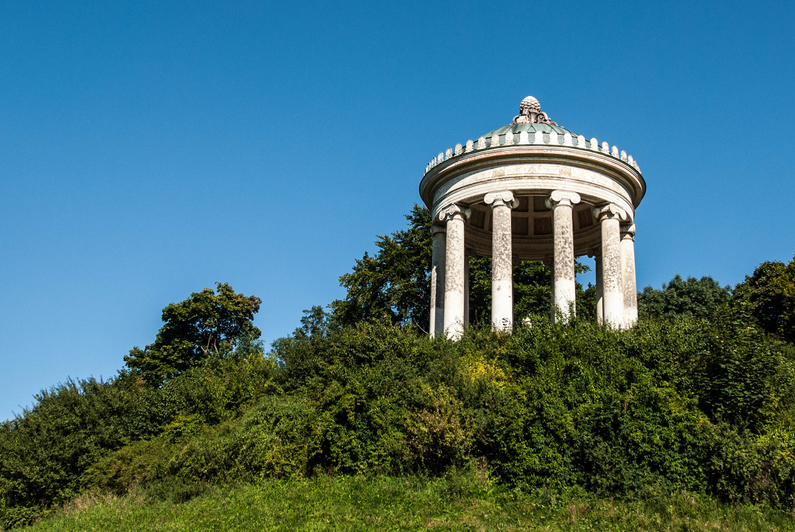 Monopterus im englischen Garten