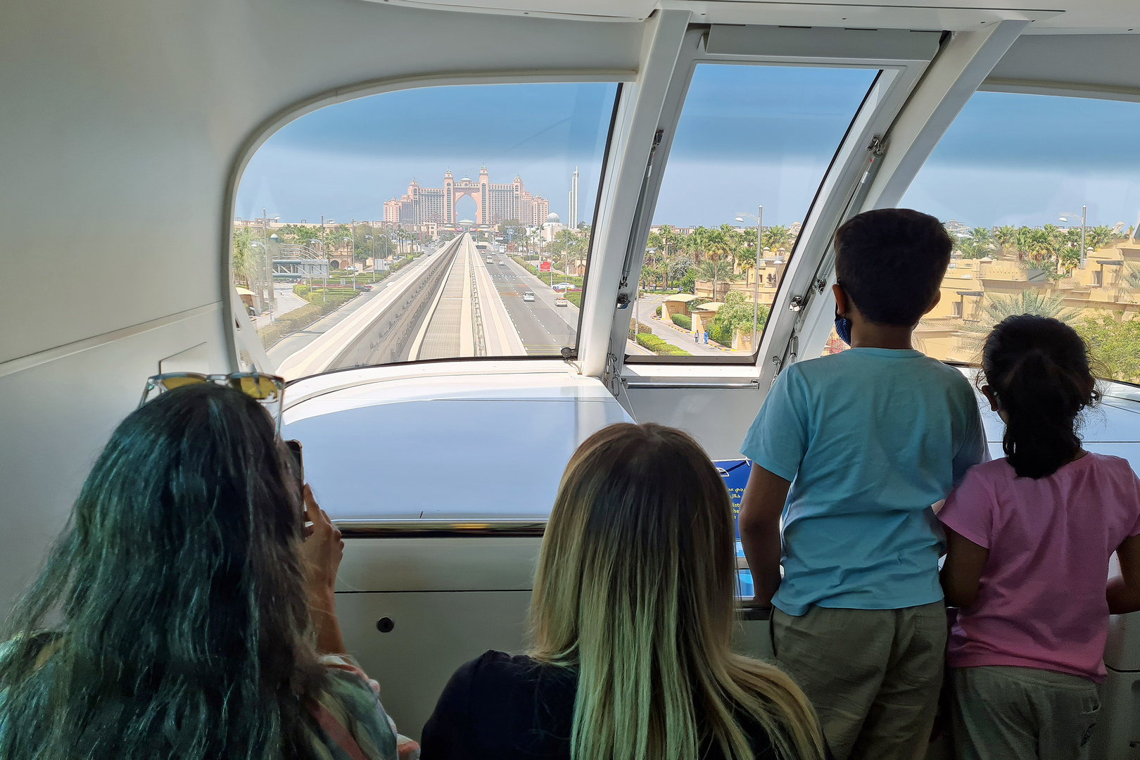 Monorail zum Hotel Atlantis