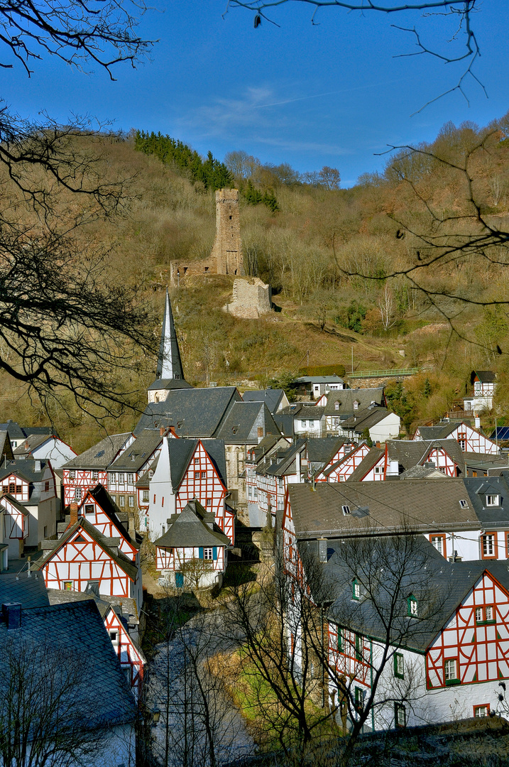 Monreal die Perle der Eifel