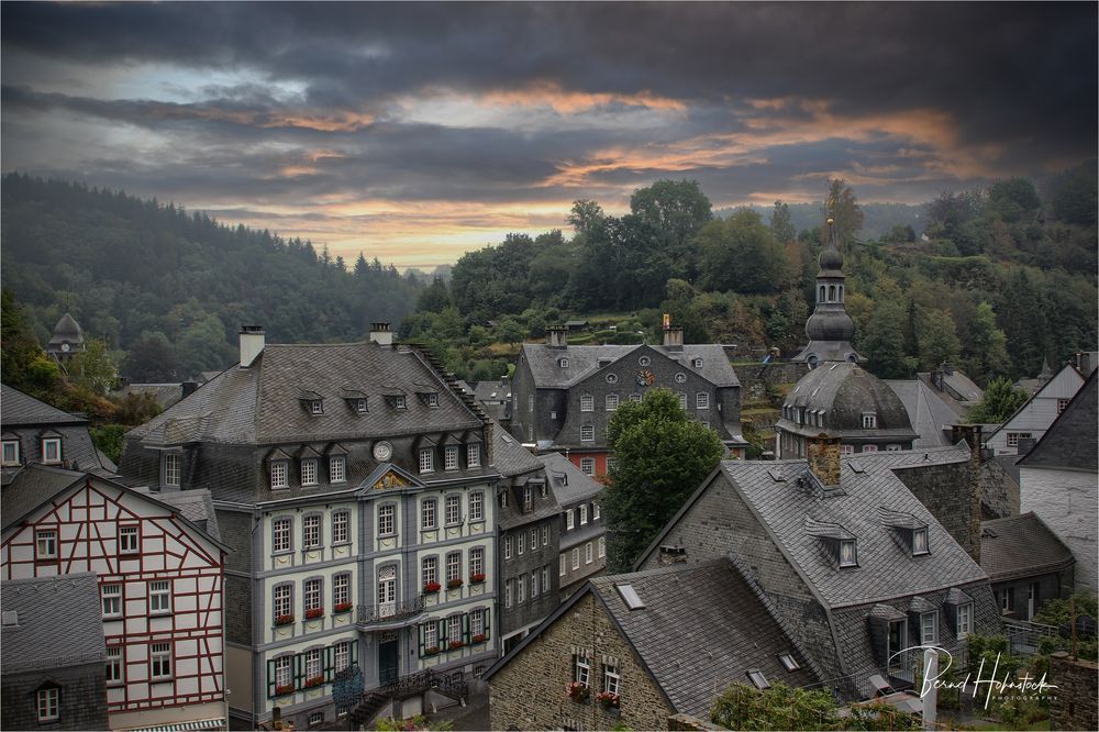 Monschau ......