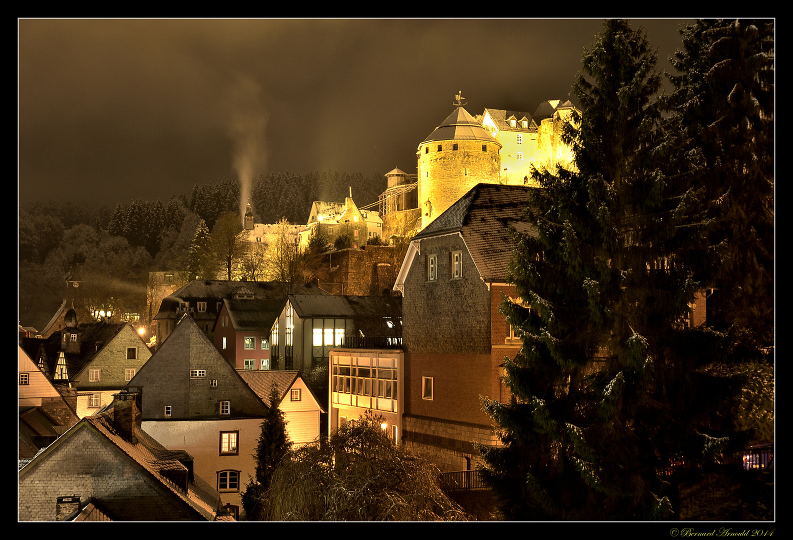 Monschau de nuit