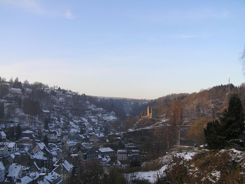 Monschau mit Haller-Ruine