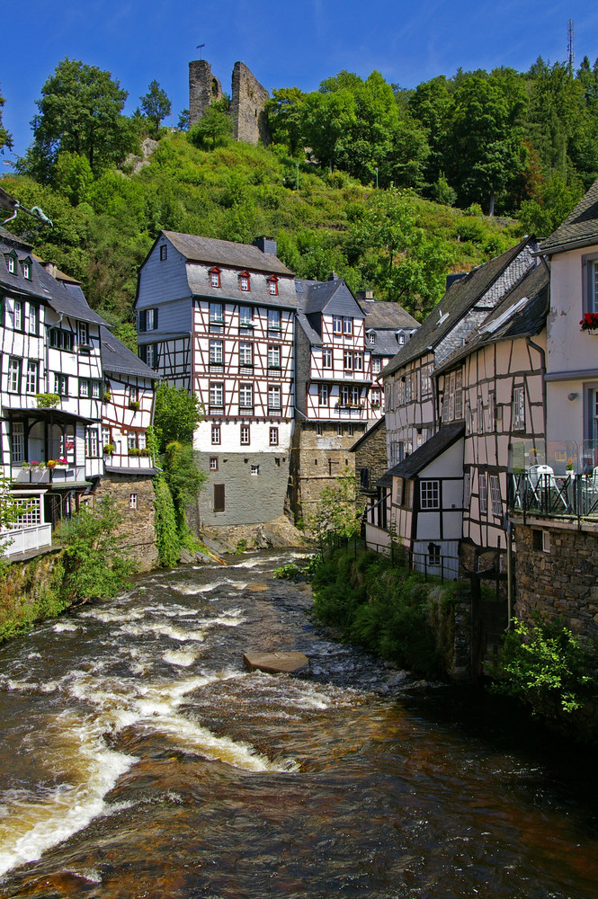 Monschau, Rur mit Haller (Burgruine)